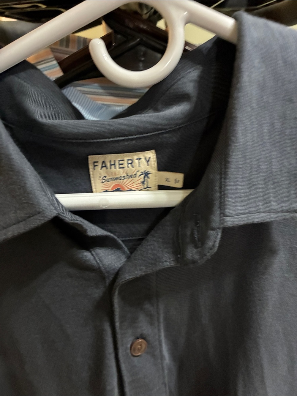 Faherty Men's Charcoal Gray / Blue Casual Button-Down Shirt